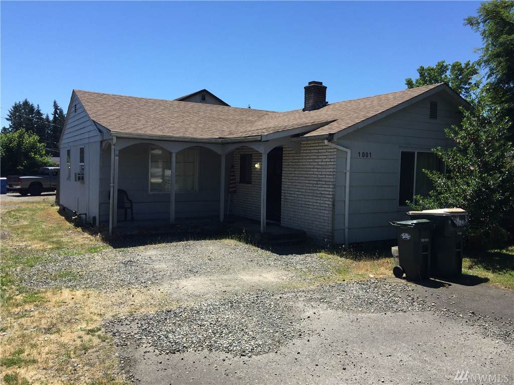 1001 Hensley St - Photo 1