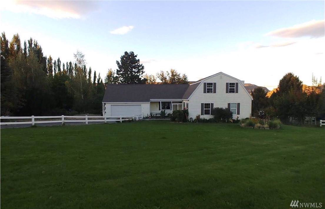 143 Sunset Dr - Photo 1