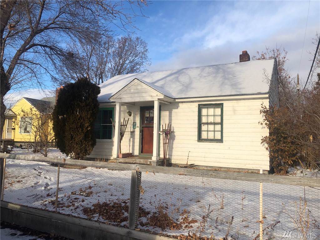 427 6th Ave - Photo 1