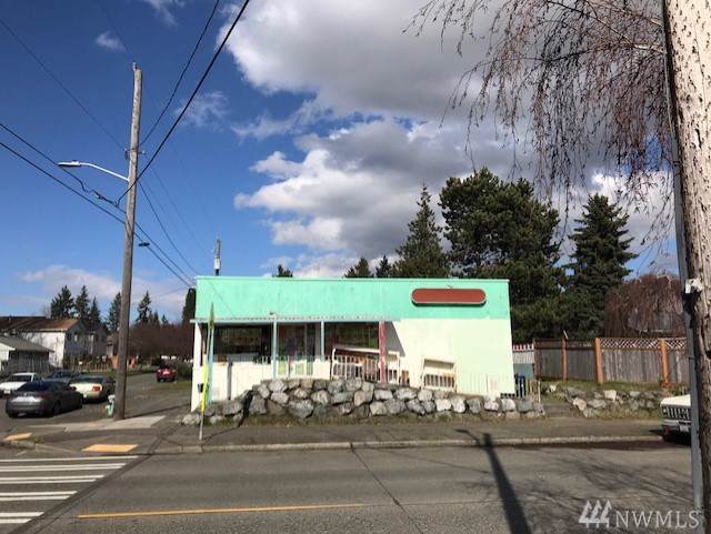 1022 Henderson St - Photo 1