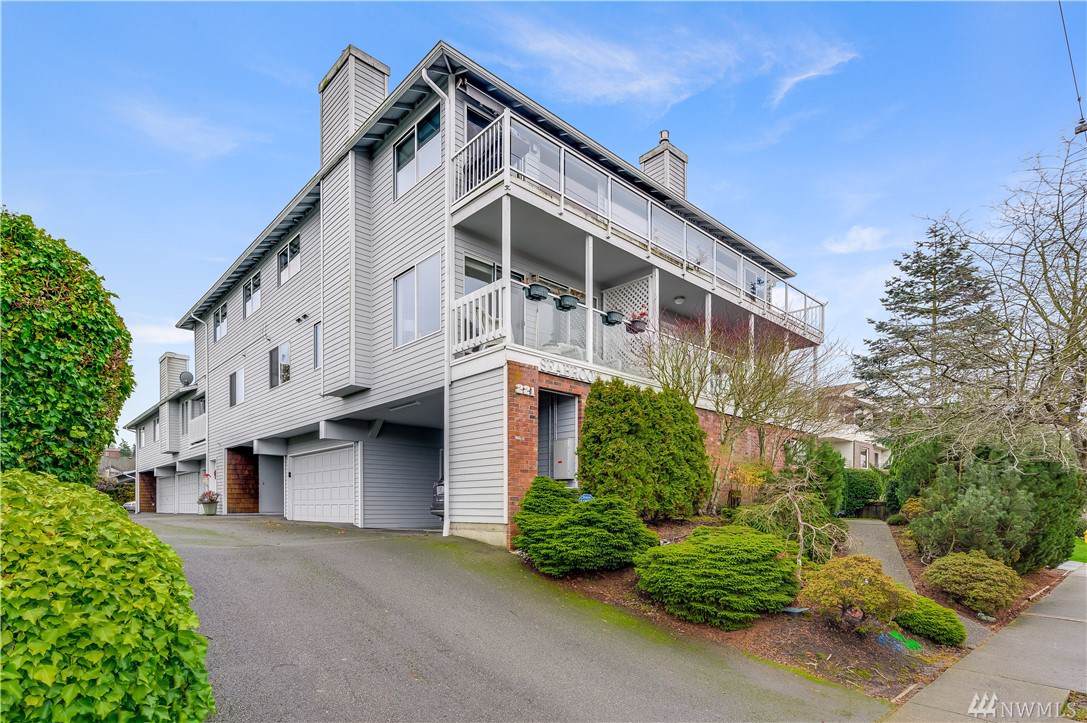 221 3rd Ave - Photo 1
