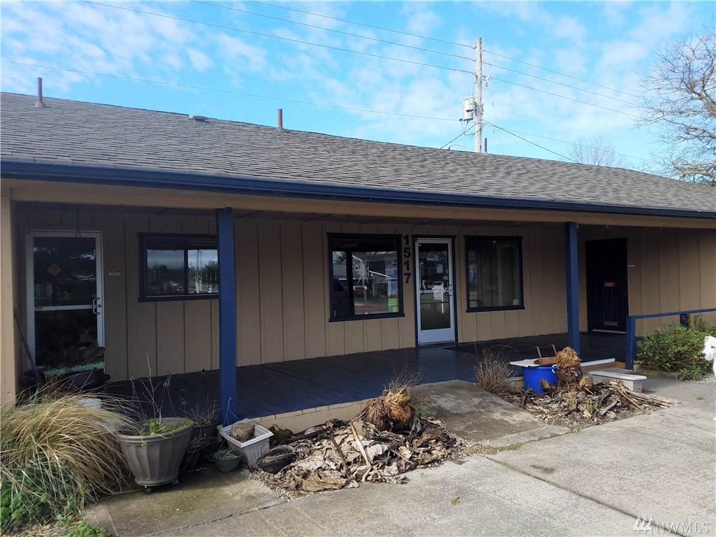 1517 Pacific Ave - Photo 1