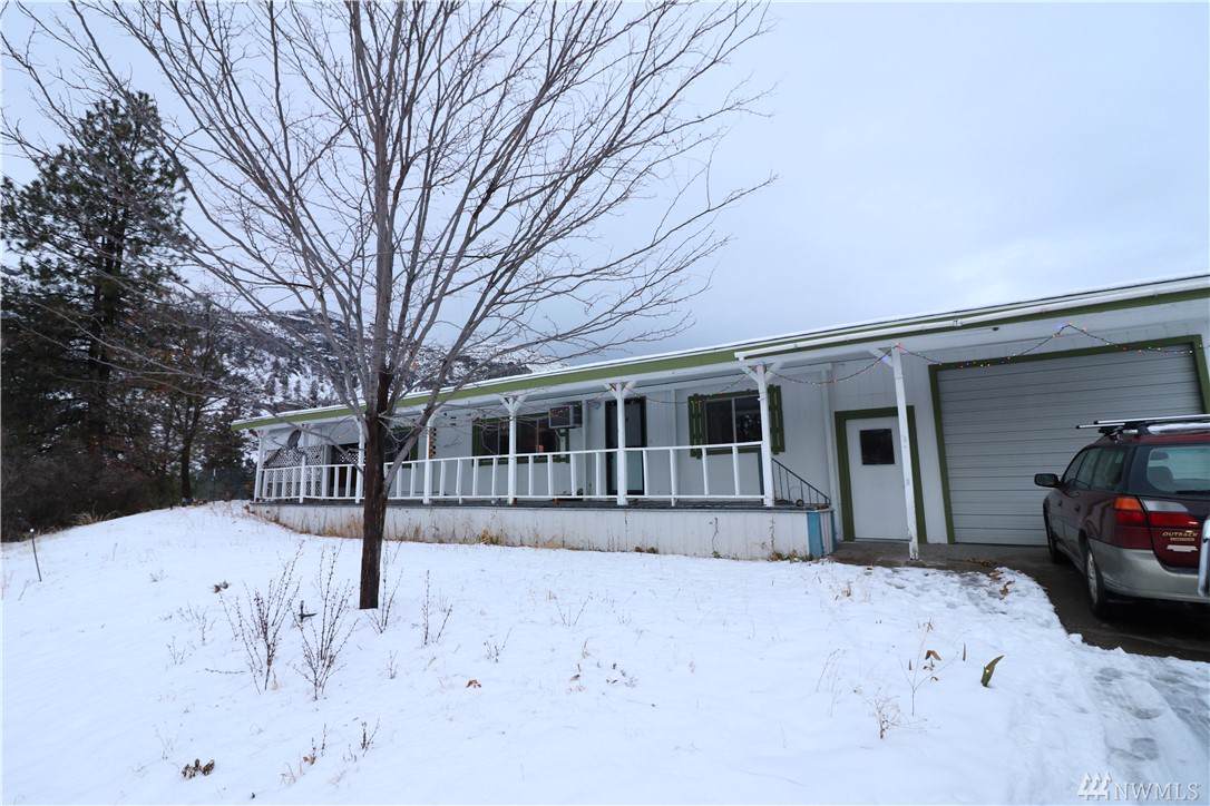2 Pinecrest - Photo 1