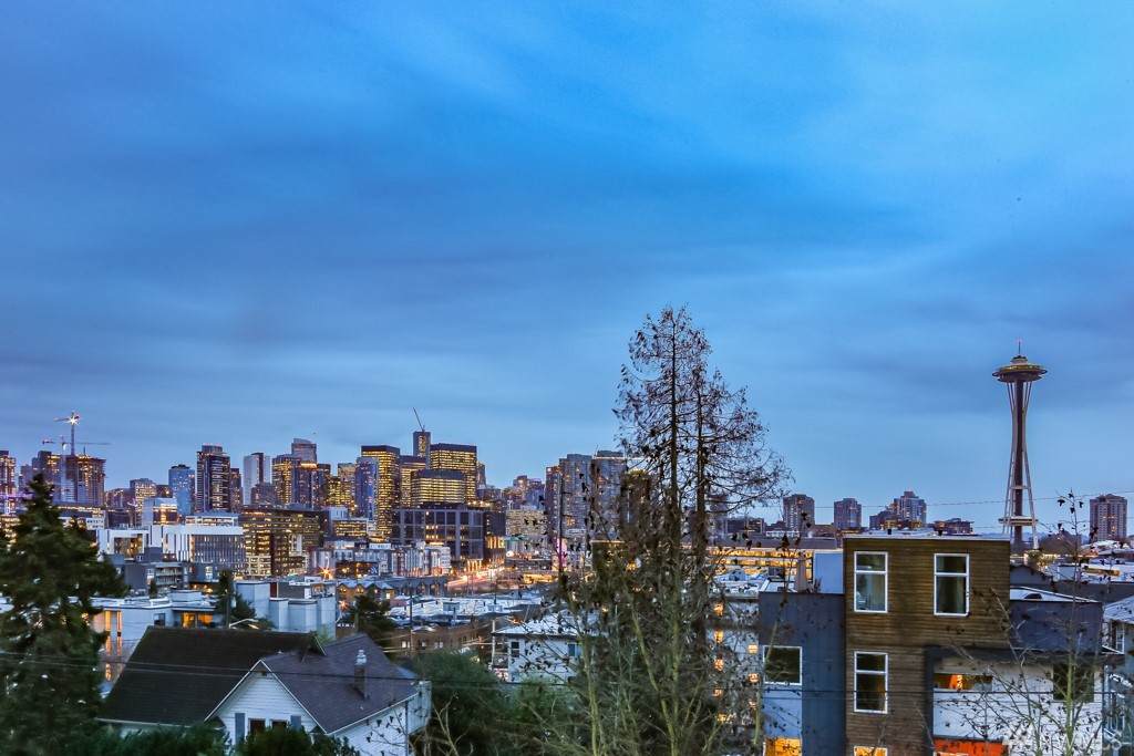 514 Ward Street - Photo 1