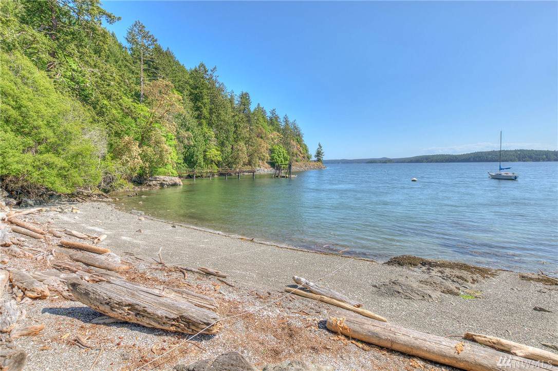 2022 Deer Harbor Rd - Photo 1
