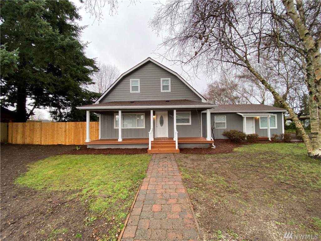 1407 Logan St - Photo 1