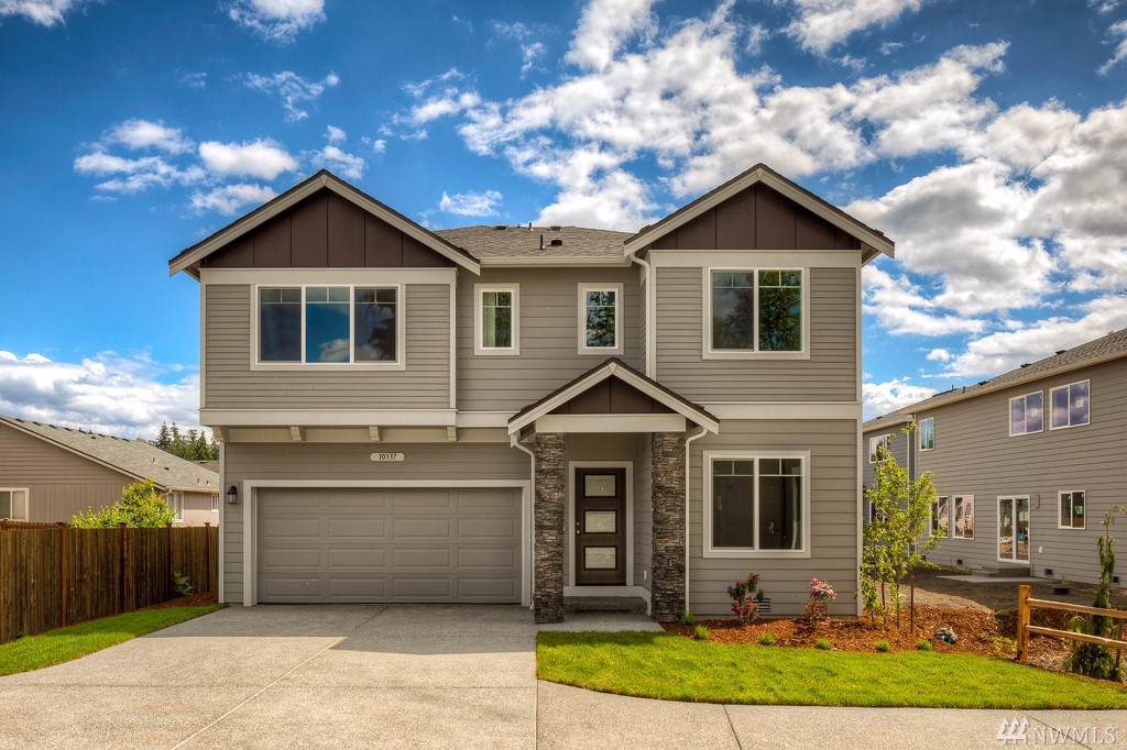 5043 85th Ave - Photo 1