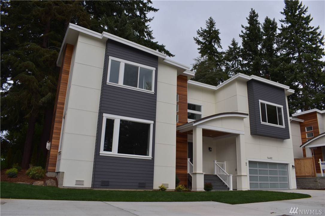 14402 40th St - Photo 1