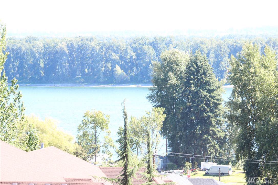 4403 169th Ct - Photo 1