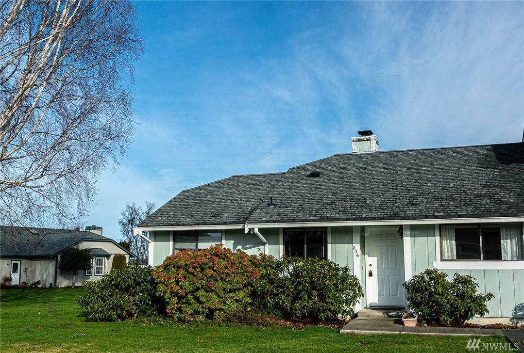 836 Canterbury Ct - Photo 1