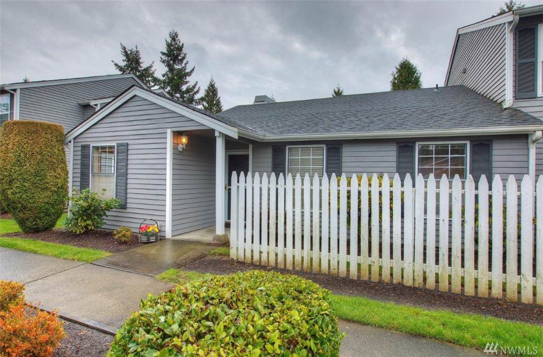 23938 57th Ct - Photo 1
