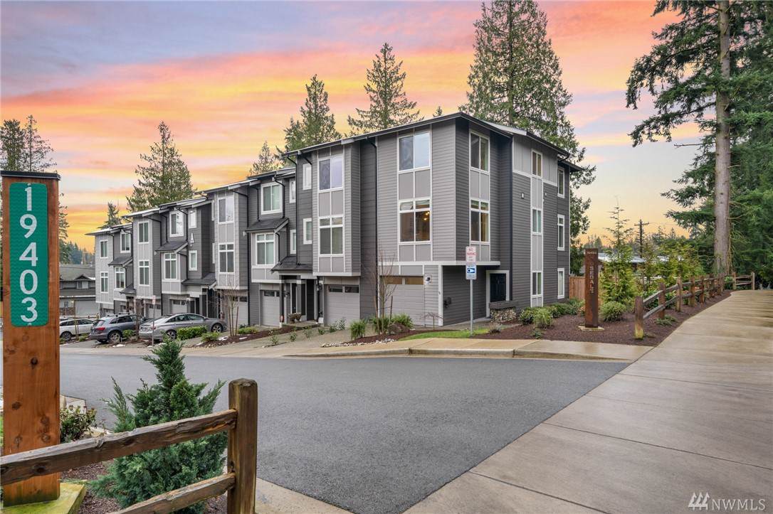 19403 7th Ave - Photo 1