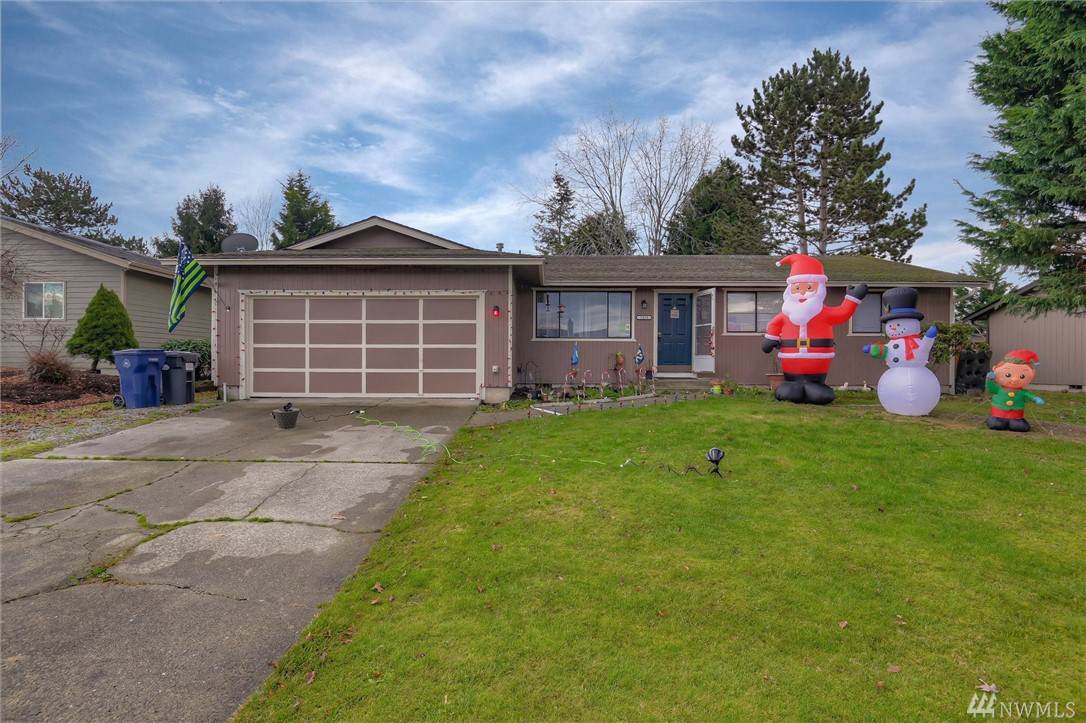 2418 Montgomery St - Photo 1