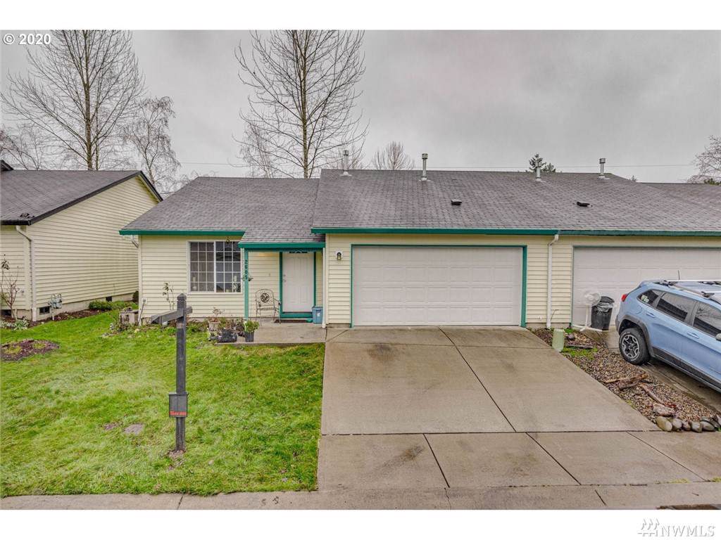 2605 5th Wy - Photo 1