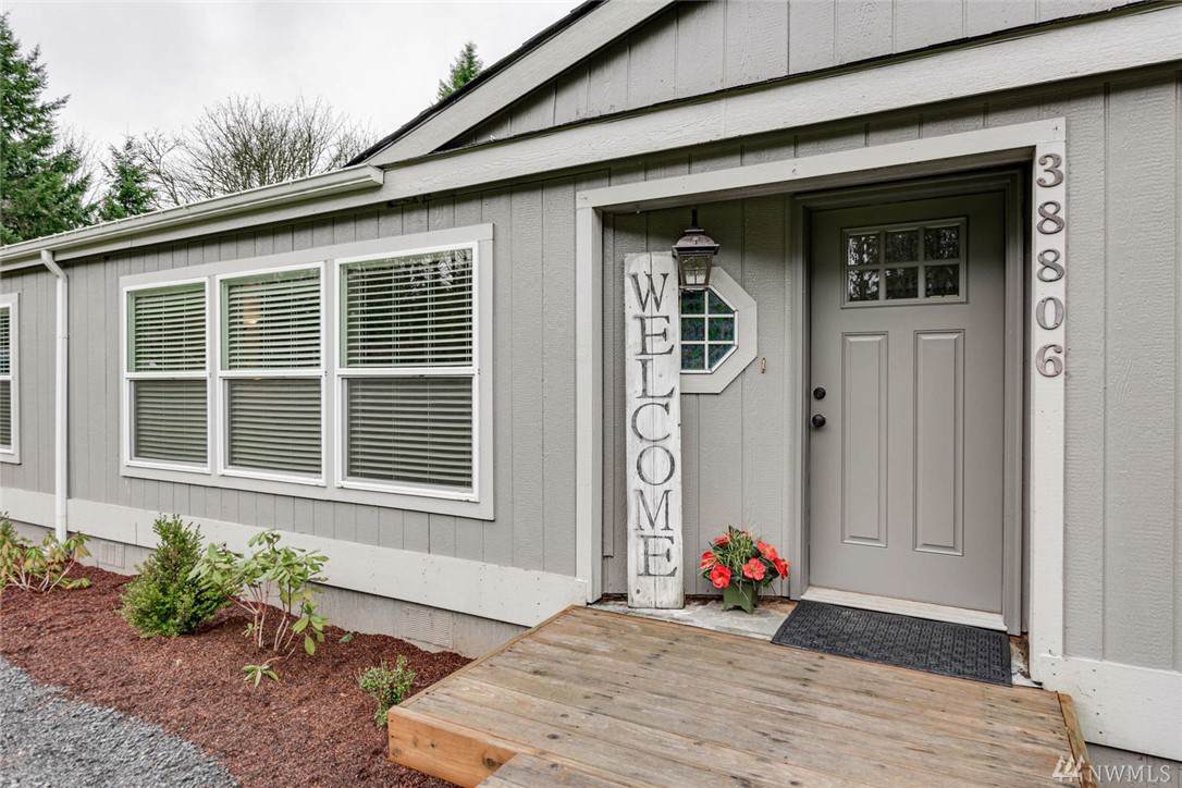 38806 21st Ave - Photo 1