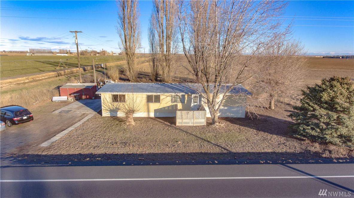 1525 Road N - Photo 1