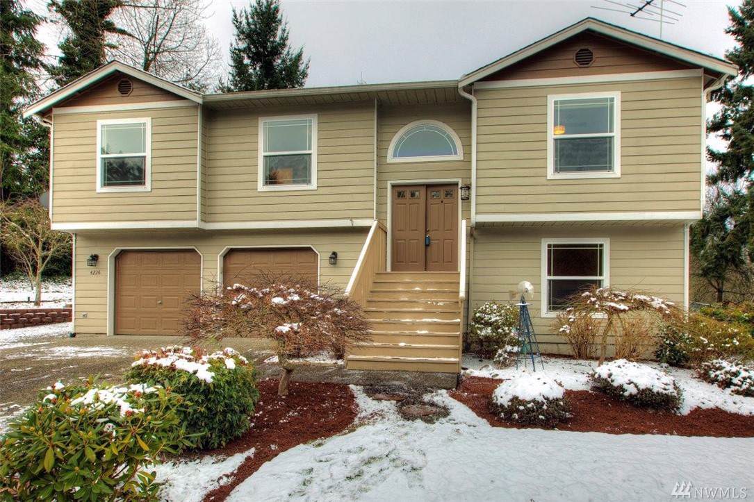 4226 Ridgewest Dr - Photo 1