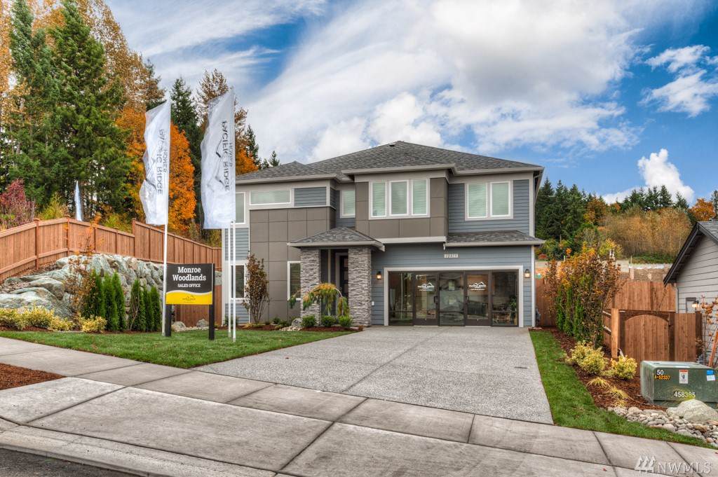 13004 175th Ave - Photo 1