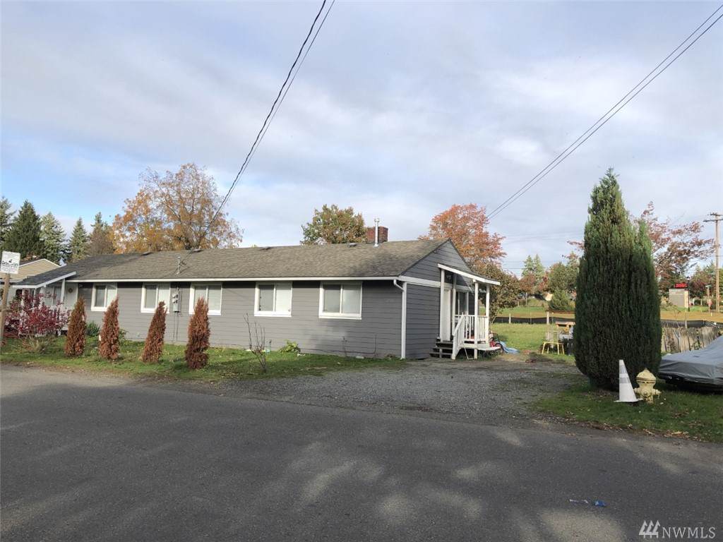 1700-1702 Harrington Ave - Photo 1 1700-1702 Harrington Ave - Photo 1