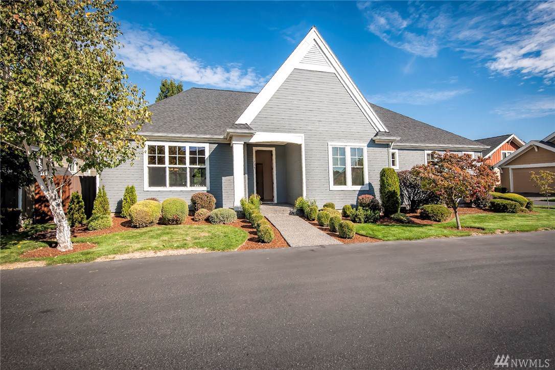 719 Pheasant Run - Photo 1