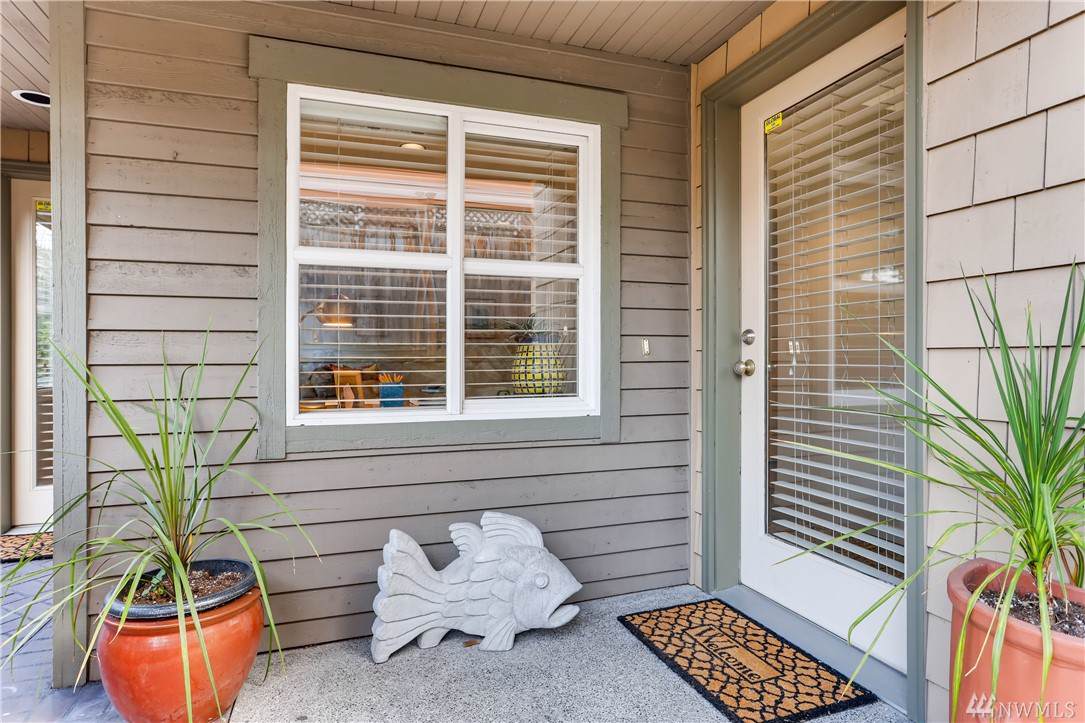 3132 Franklin Ave - Photo 1