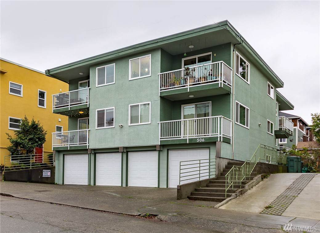 506 45th St - Photo 1