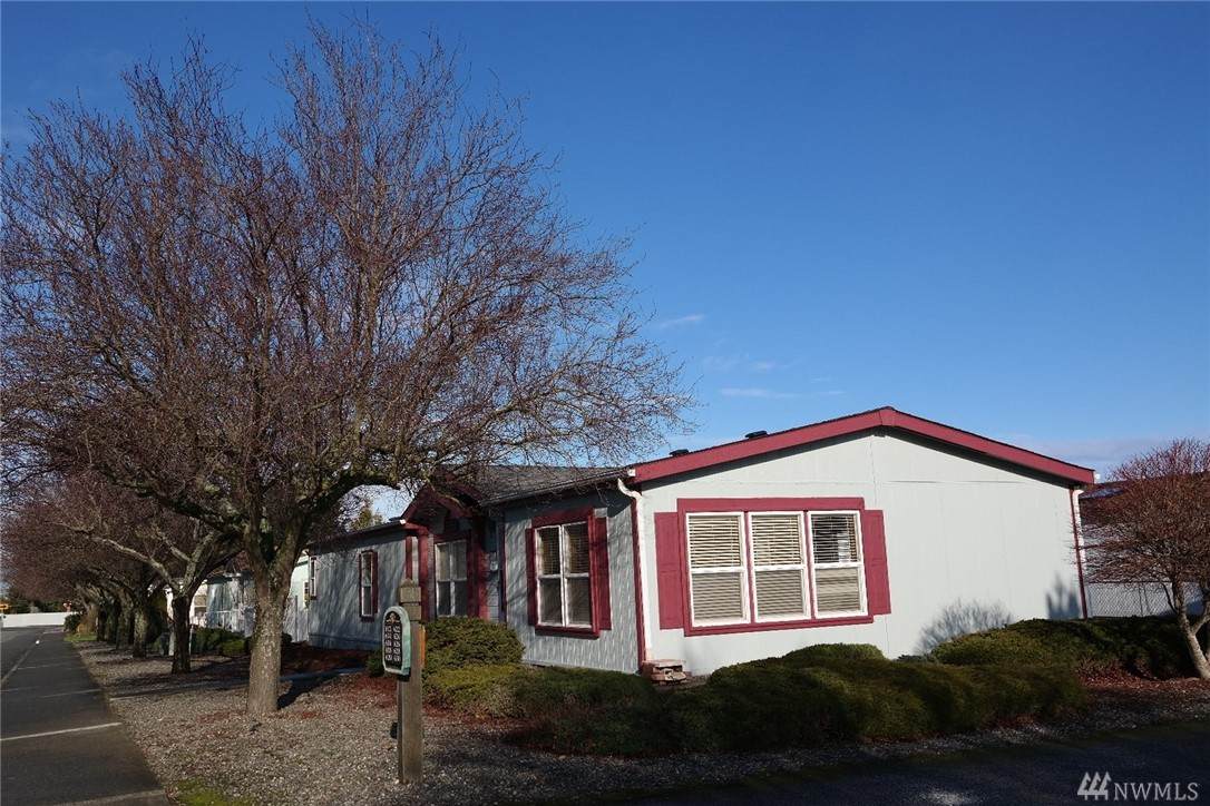 630 7th Ave - Photo 1