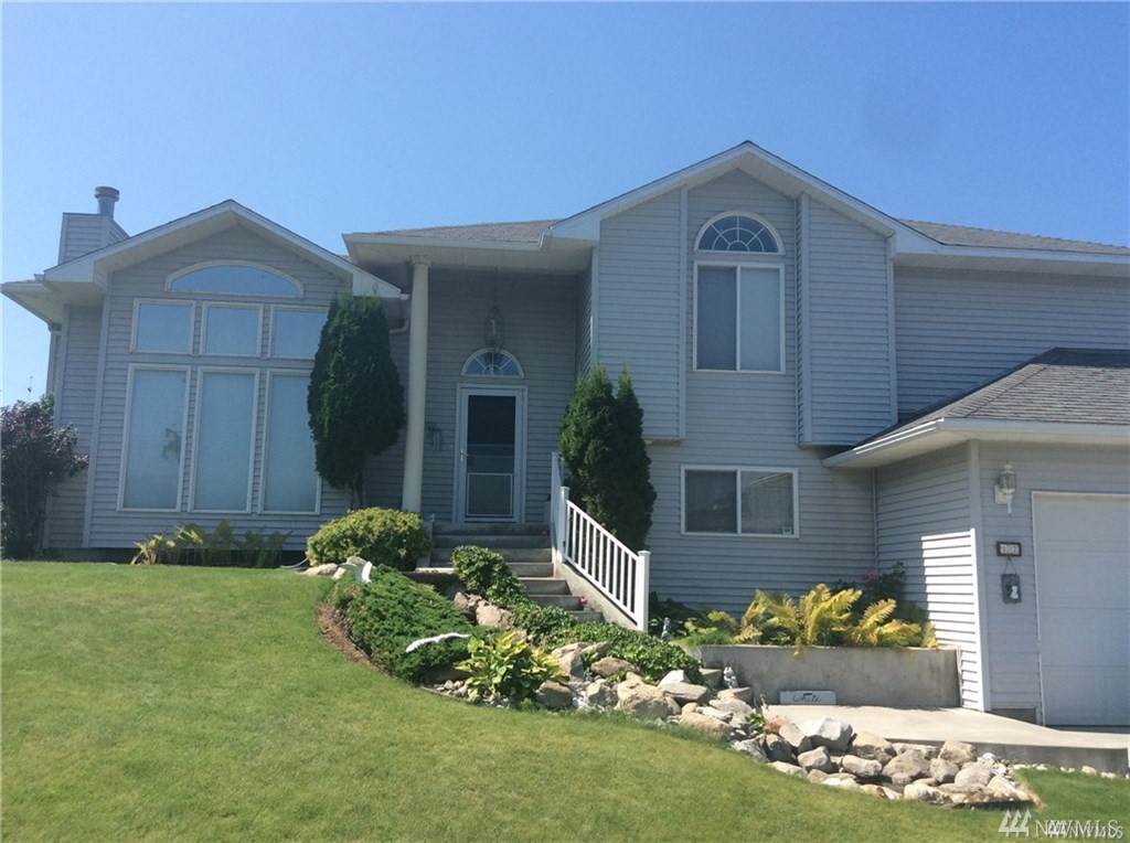 17 Washington Place - Photo 1
