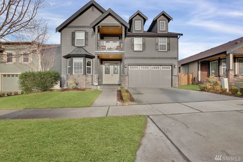 13610 193rd Ave - Photo 1