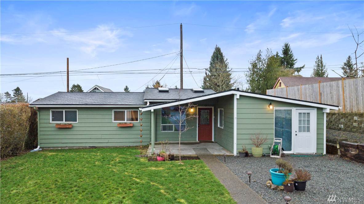 5009 Frace Ave - Photo 1