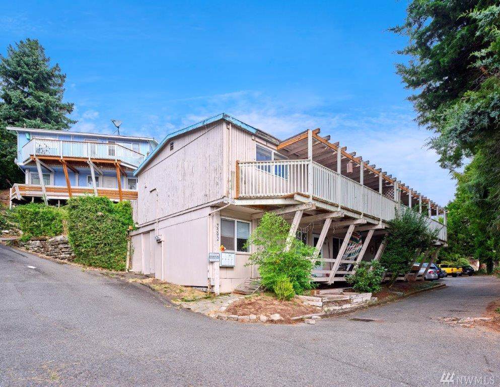 7320 35th Ave - Photo 1