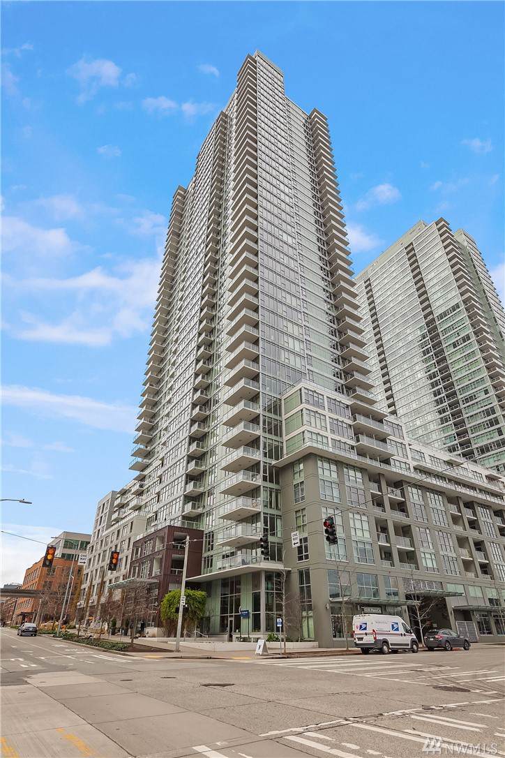 588 Bell St - Photo 1