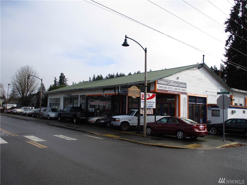 125 Sussex Ave - Photo 1