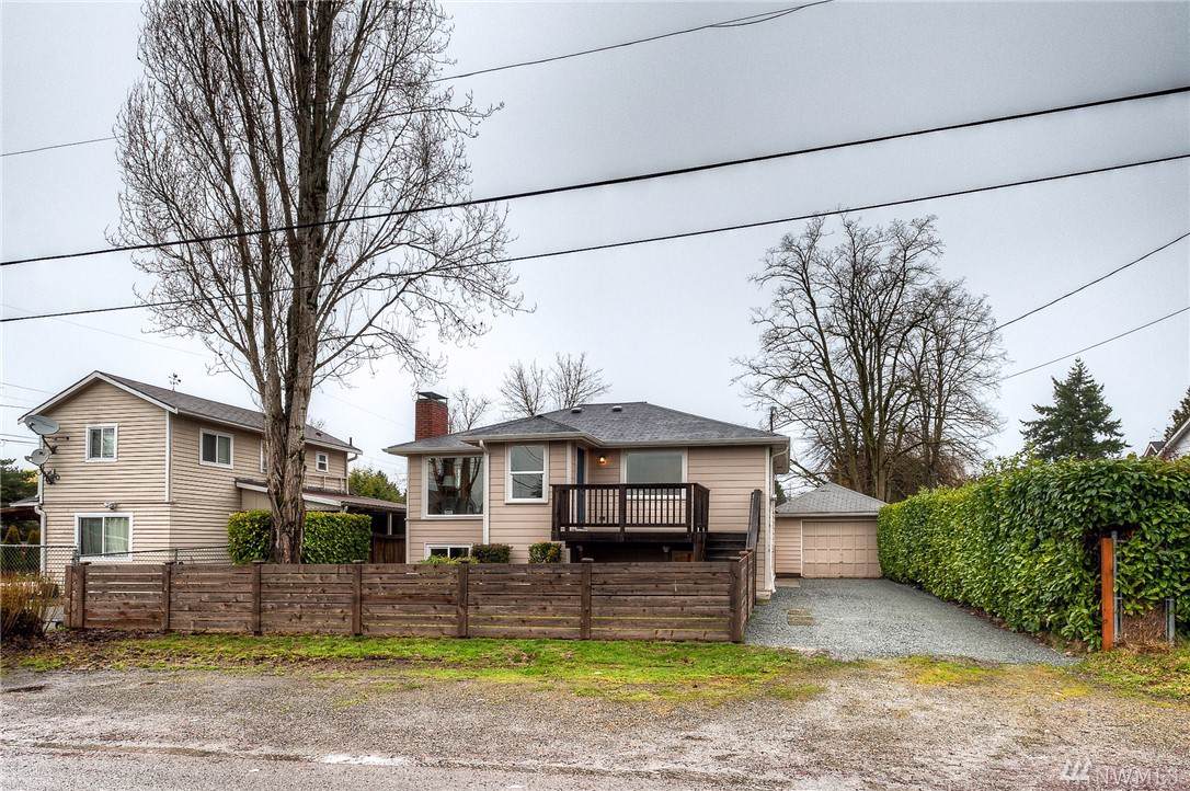 4508 Holden St - Photo 1
