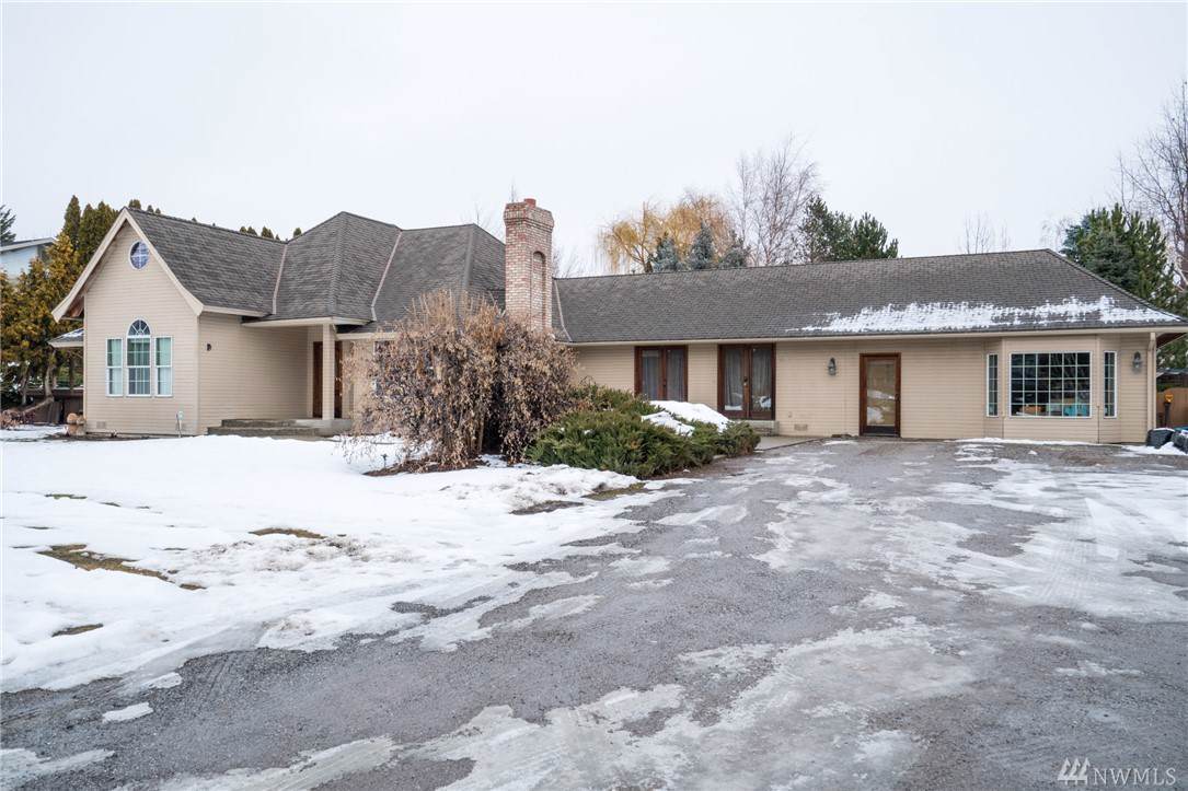 501 Lyle - Photo 1