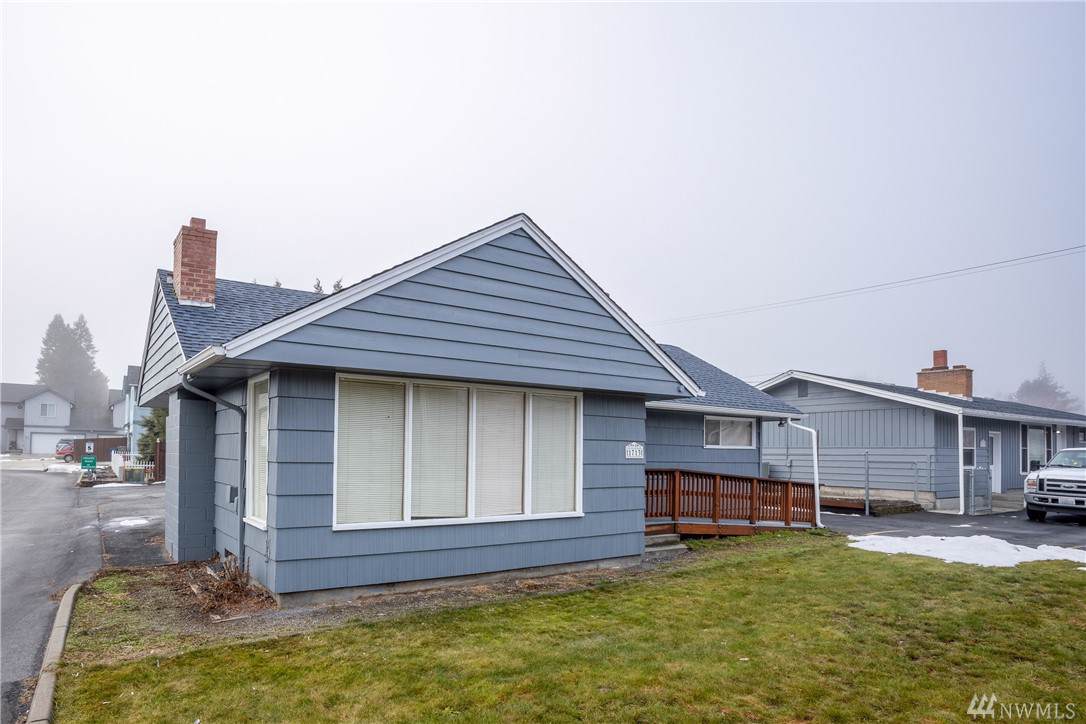 1713 Maiden Lane - Photo 1