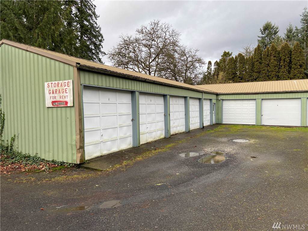 2929 37th Ave - Photo 1