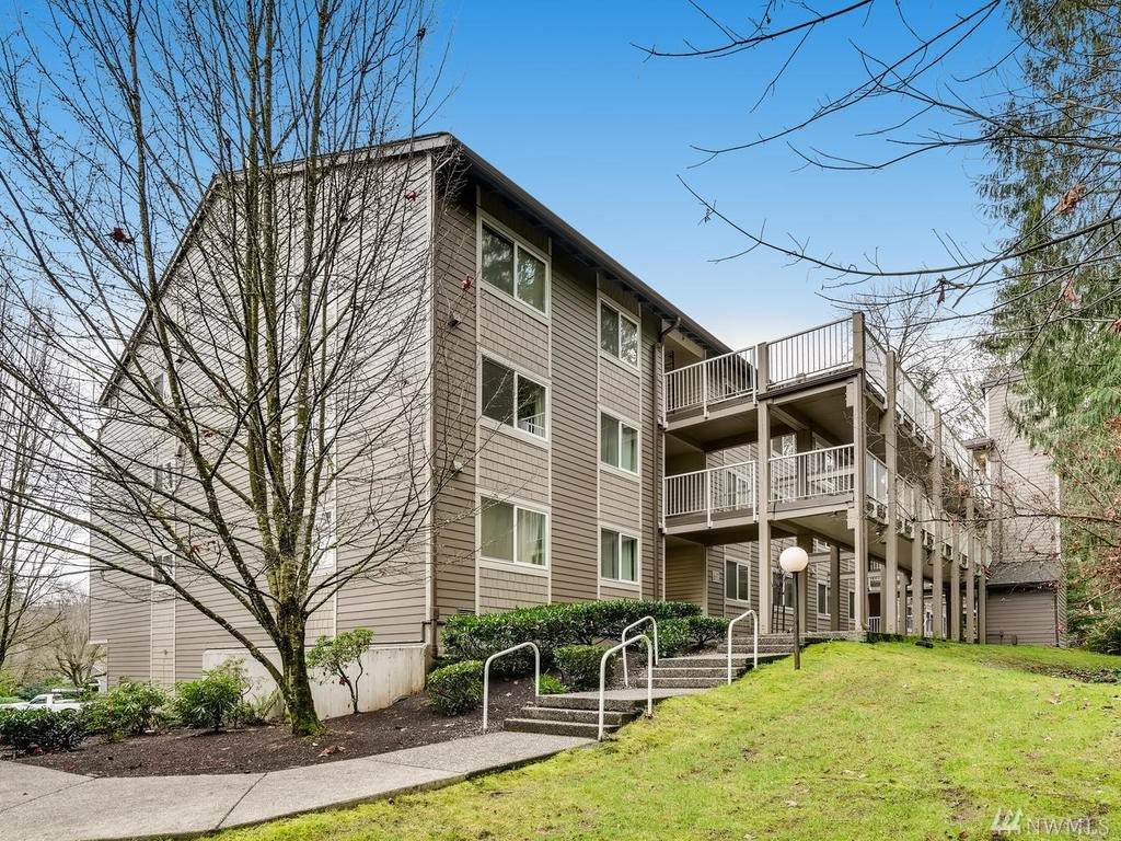 206 Mt Park Blvd - Photo 1