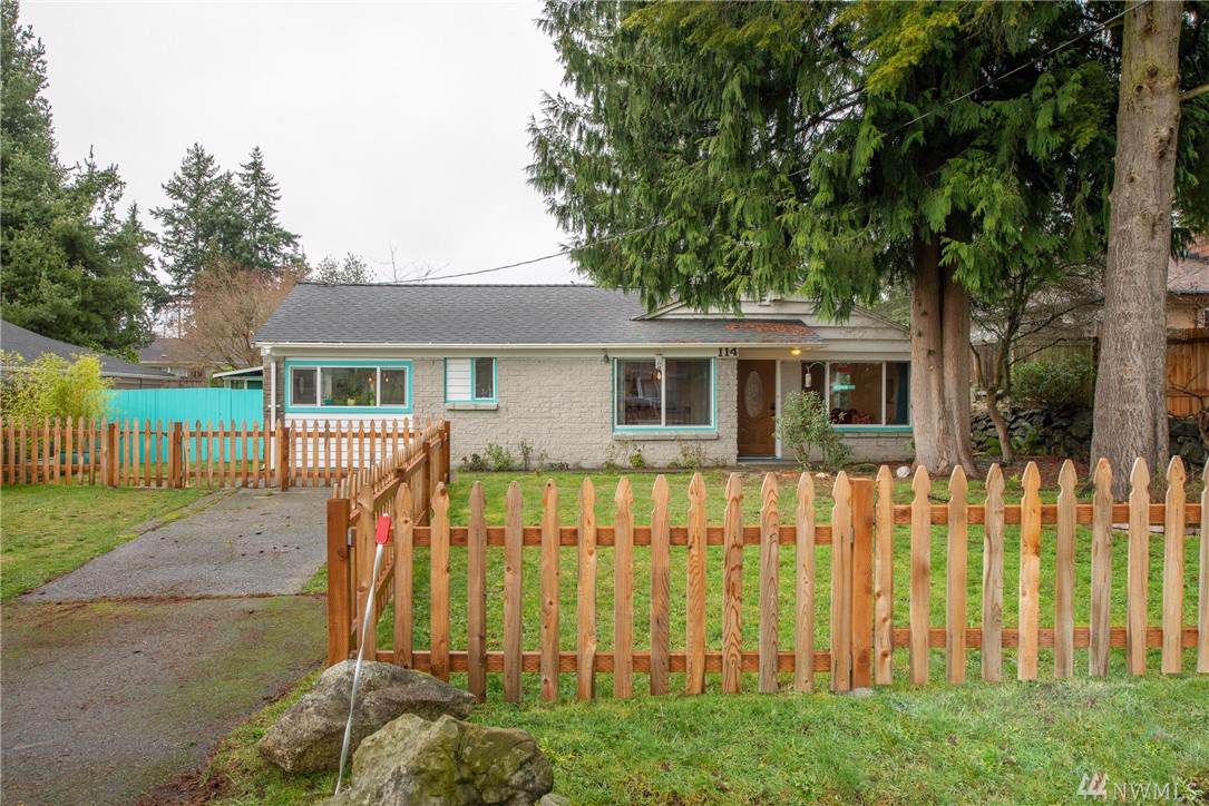 114 183rd St - Photo 1