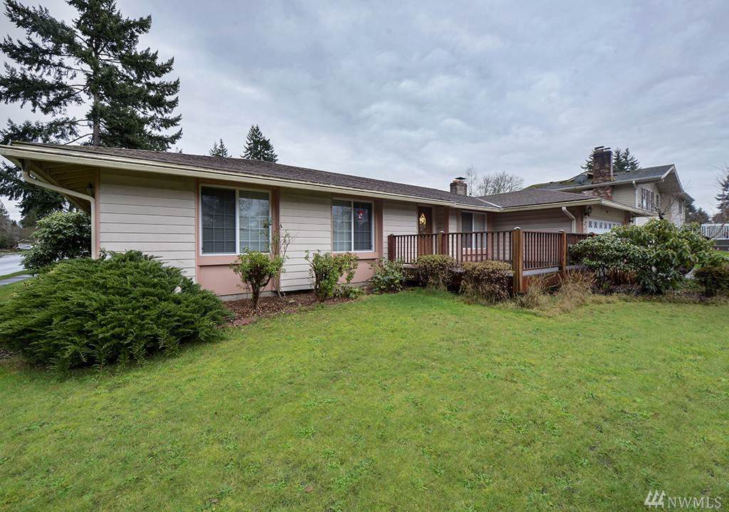 1302 Dogwood St - Photo 1