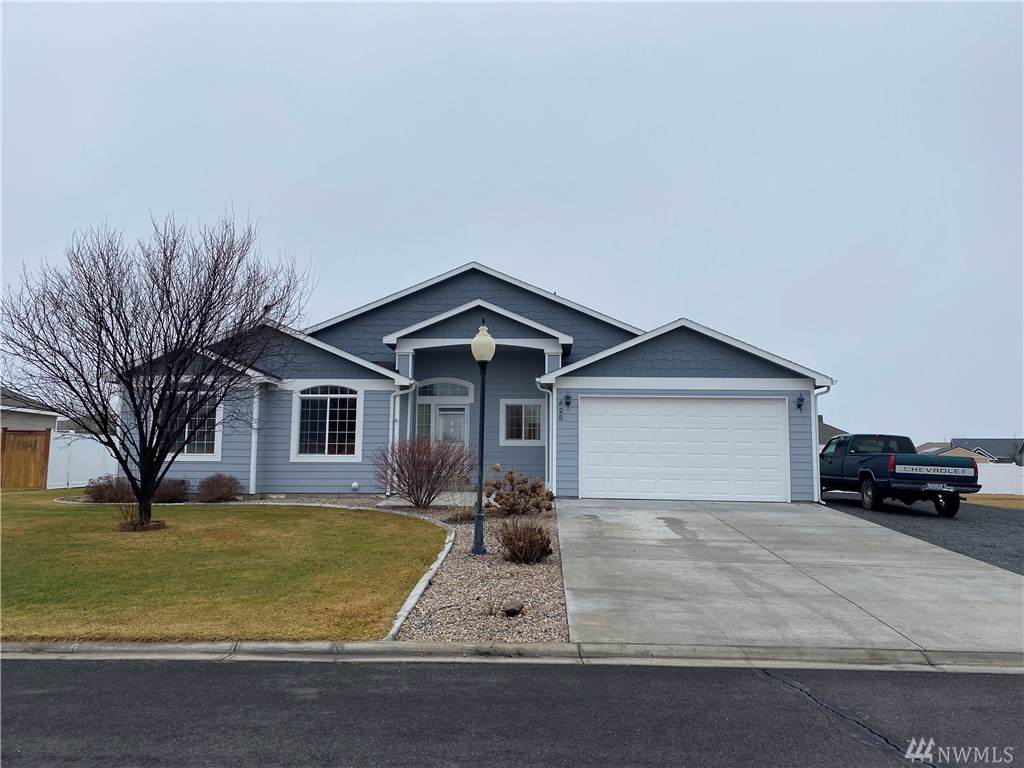 428 Dandero St - Photo 1