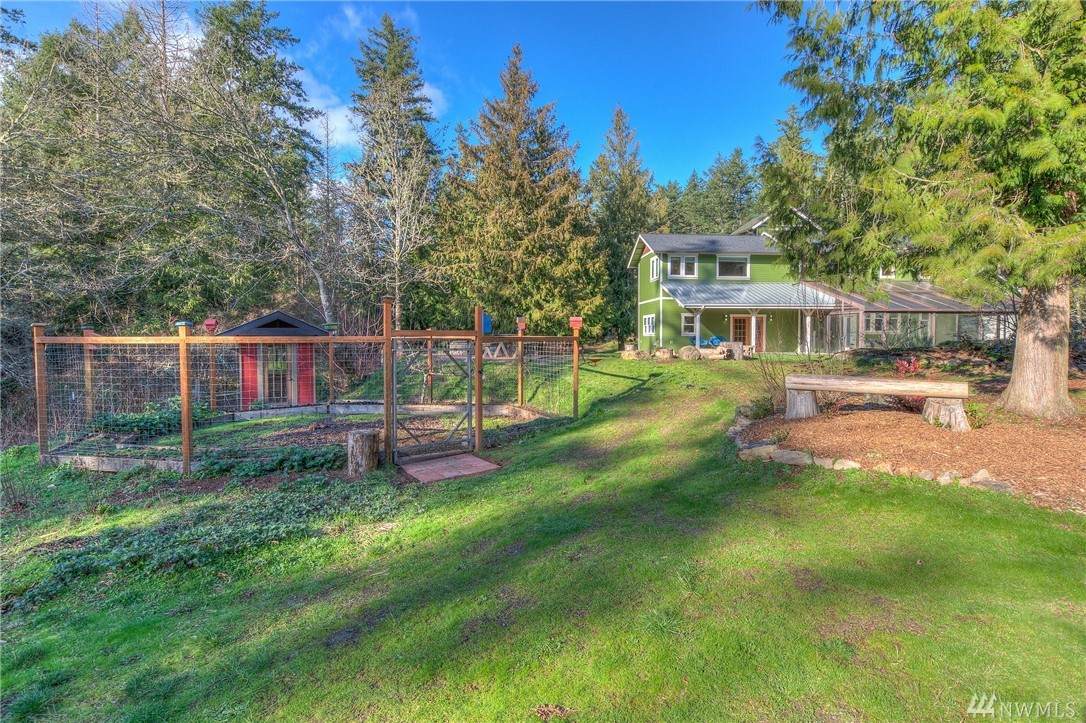 887 La Porte Rd - Photo 1
