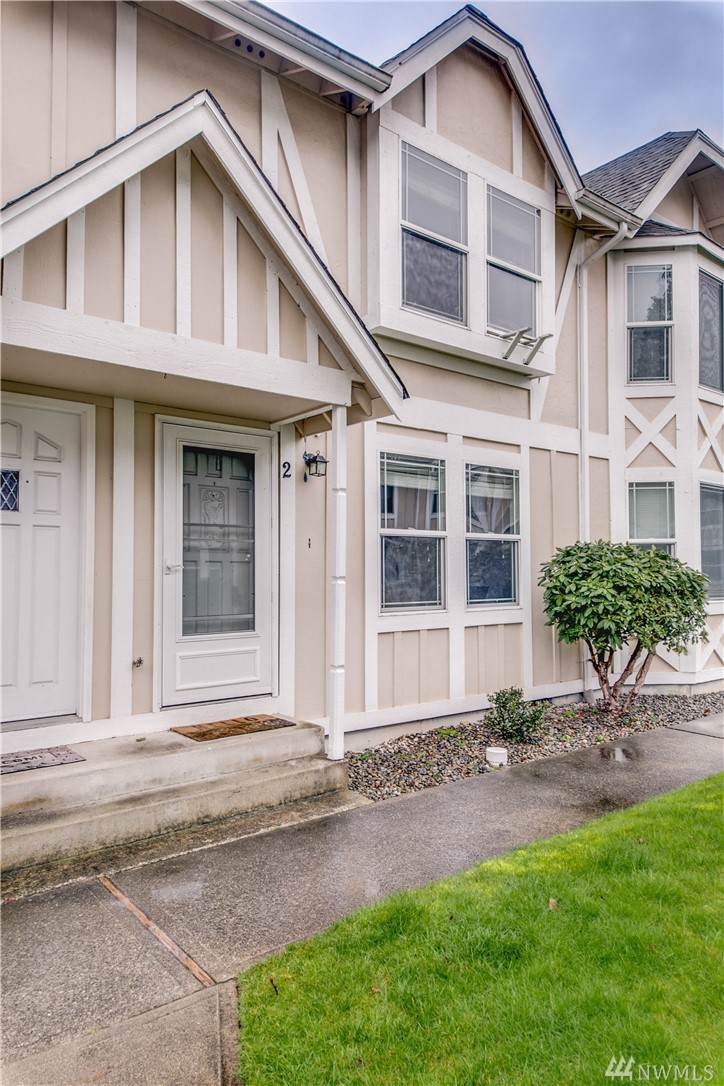 2615 Mtn View Ave - Photo 1