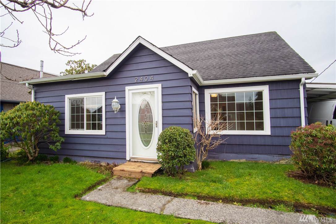 2404 Pacific Ave - Photo 1