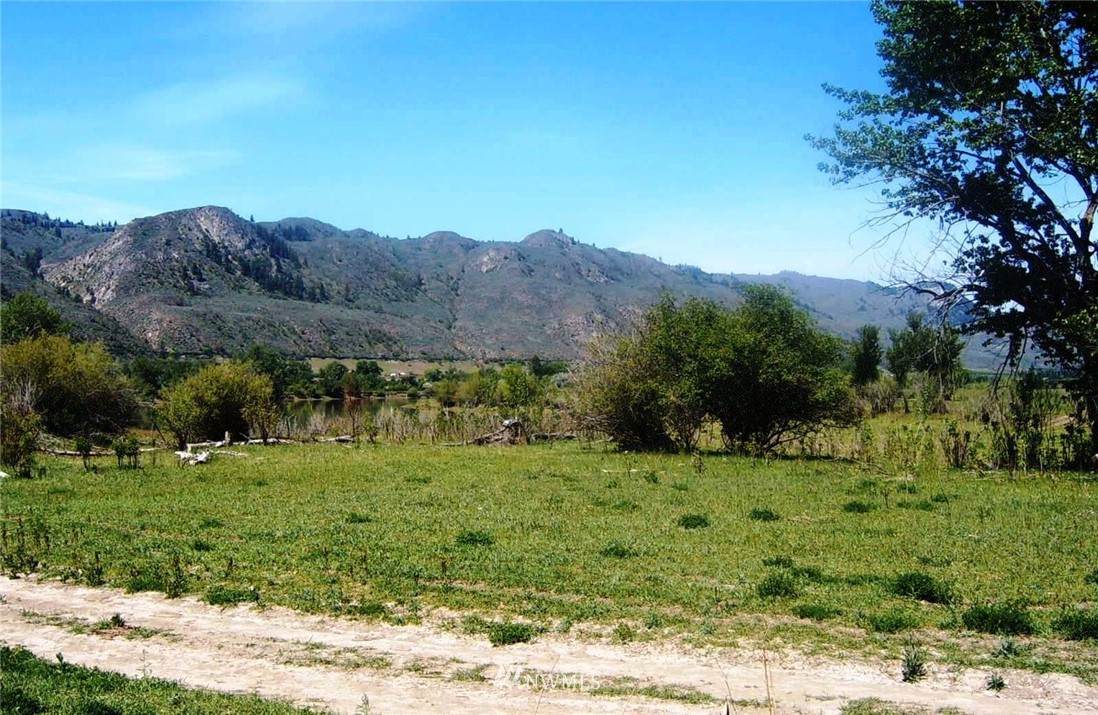 1641 Highway 7 - Photo 1