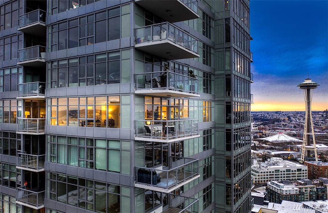 583 Battery St - Photo 1