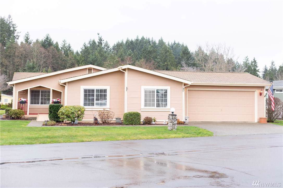 4404 146 St - Photo 1