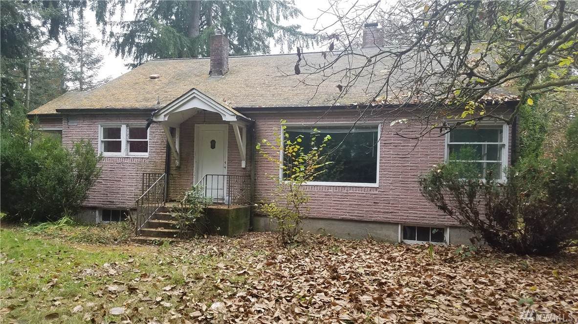 2502 8th Ave - Photo 1