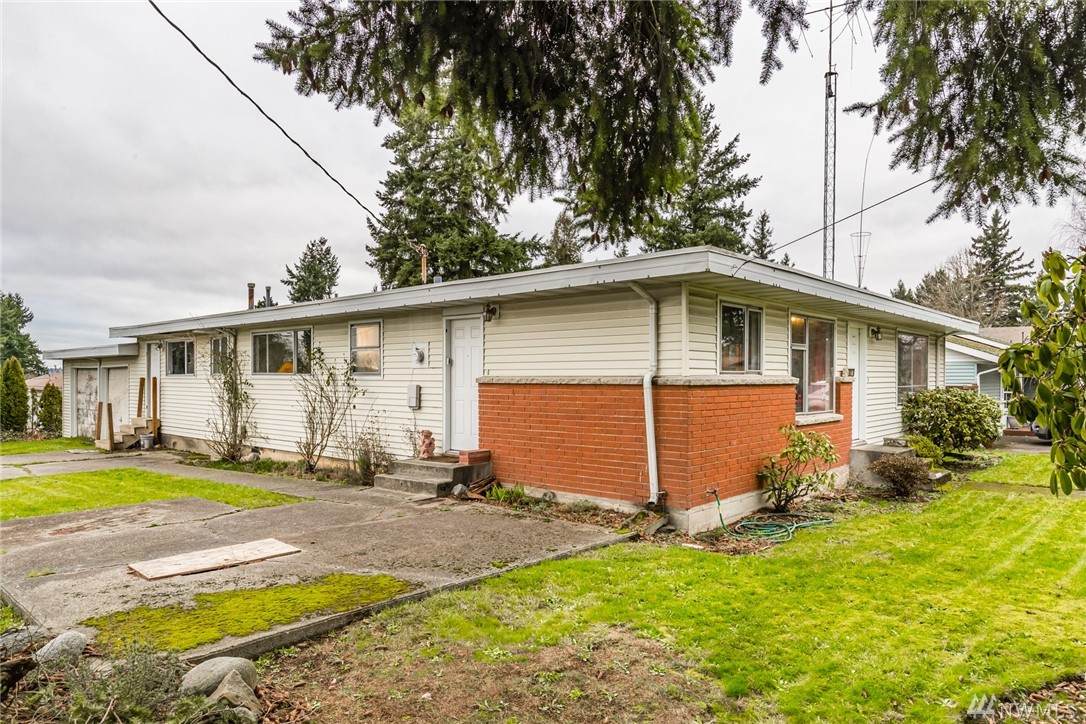 927 Reiten Rd - Photo 1