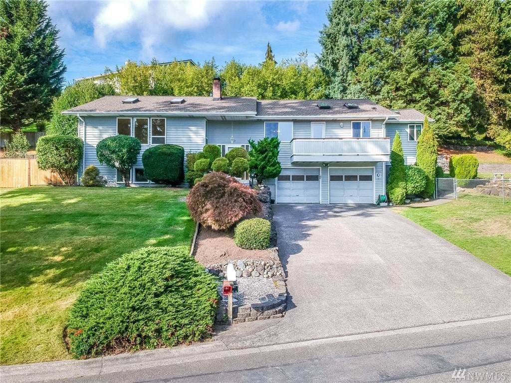 1410 Woodside Dr - Photo 1